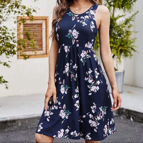 OUT Racerback midi dress - Picture 4 of 6